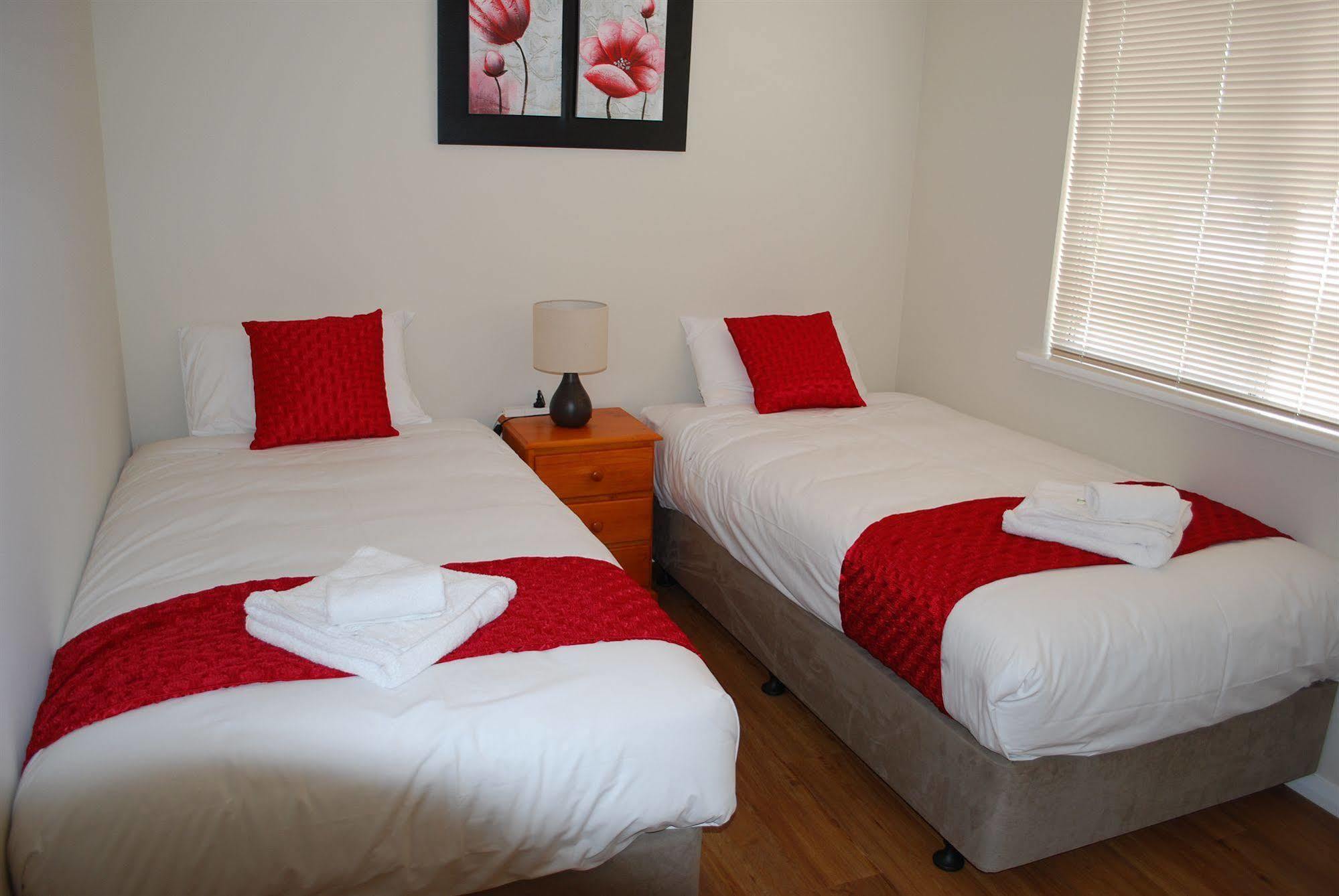 Hotel Big4 Perth Midland Tourist Park à Middle Swan Extérieur photo